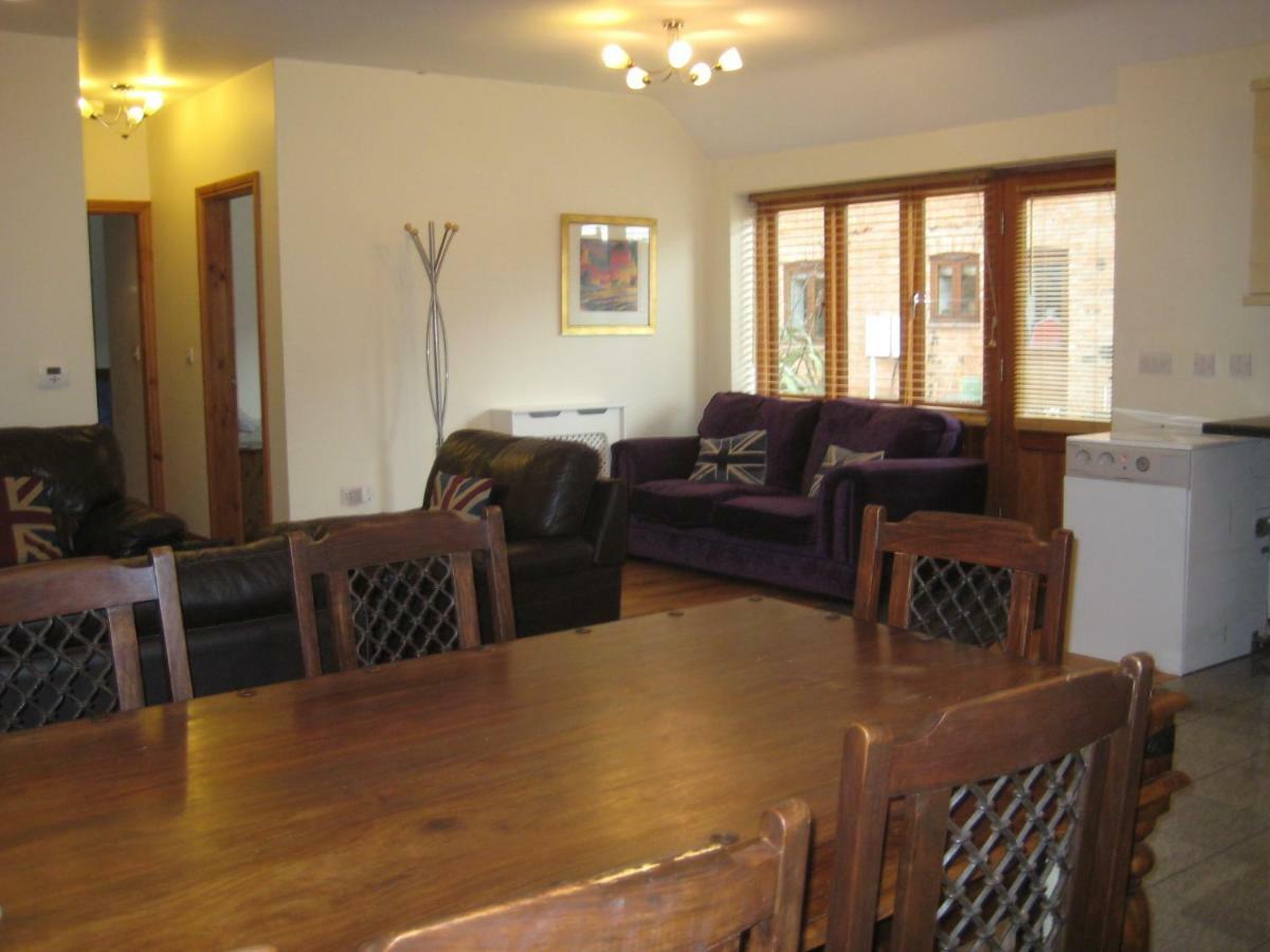 Woodlands Holiday Homes South Clifton 외부 사진